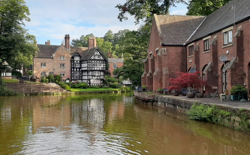 Onto the Bridgewater canal